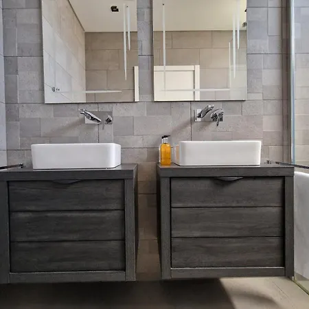 Estrelicia By Lovelystay *