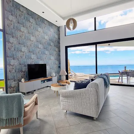 Villa Estrelicia By Lovelystay