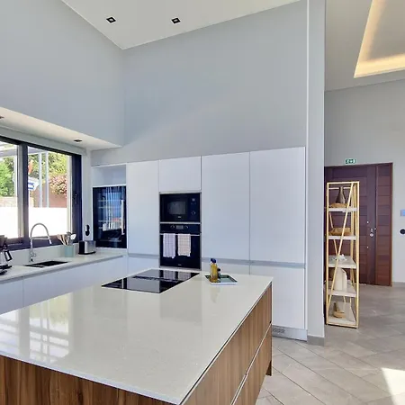 Estrelicia By Lovelystay