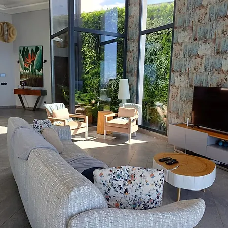 Villa Estrelicia By Lovelystay