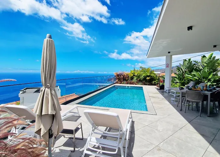 וילה Estrelicia By Lovelystay ריביירה בראבה