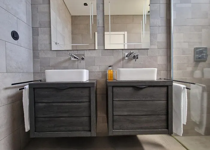 Estrelicia By Lovelystay *