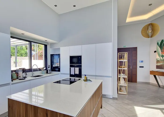 Estrelicia By Lovelystay